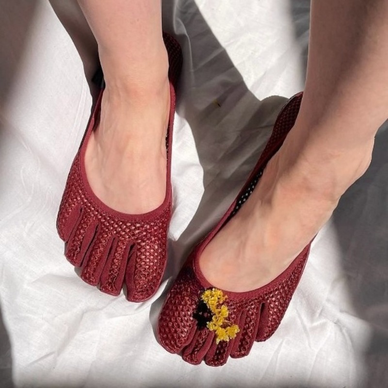 Split-toed shoes V-Soul five-f - Pilates V Yoga ulasan dan harga